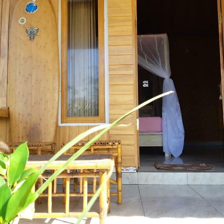 Friend House Stay & Surf Airsatang Exterior photo