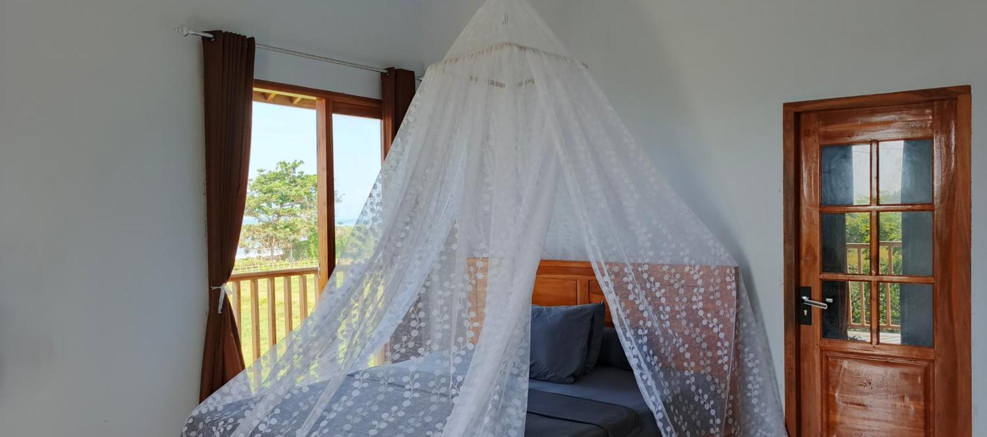 Friend House Stay & Surf Airsatang Exterior photo