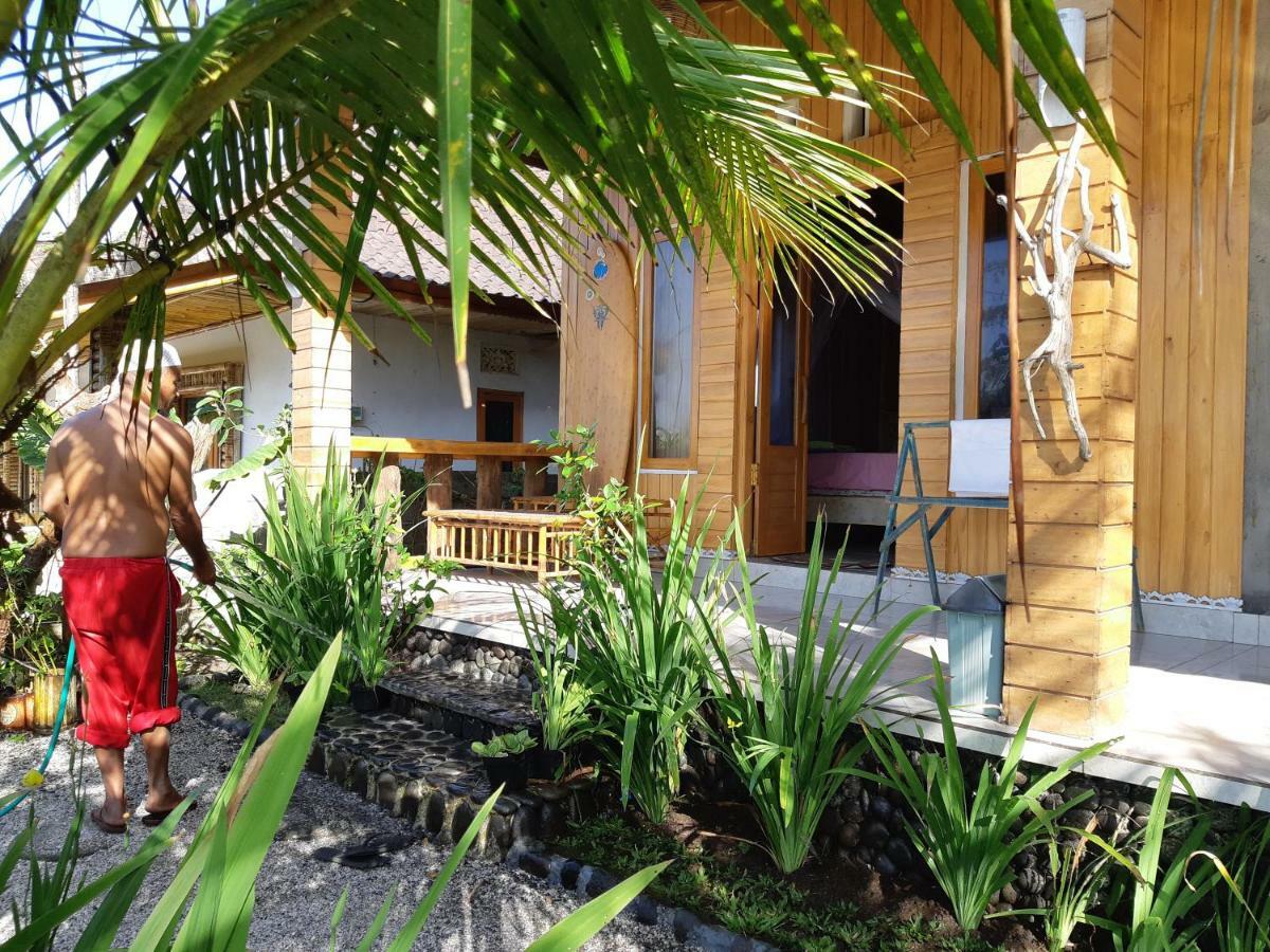 Friend House Stay & Surf Airsatang Exterior photo